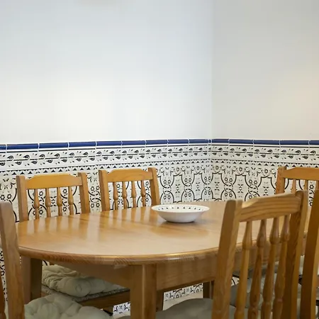 Appartement Areias De Sao Joao 2br - Shared Pool & Terrace, By Hopstays *