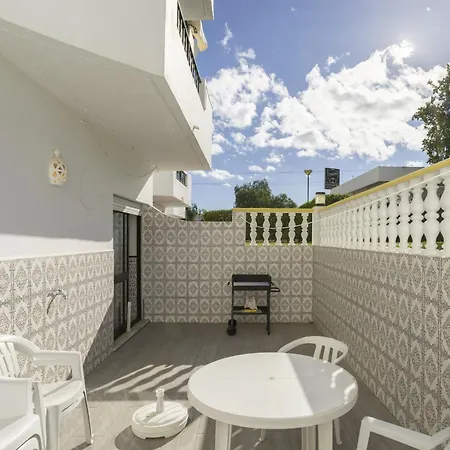 Areias De Sao Joao 2br - Shared Pool & Terrace, By Hopstays Lejlighed Albufeira