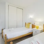 Areias De Sao Joao 2br - Shared Pool & Terrace, By Hopstays *
